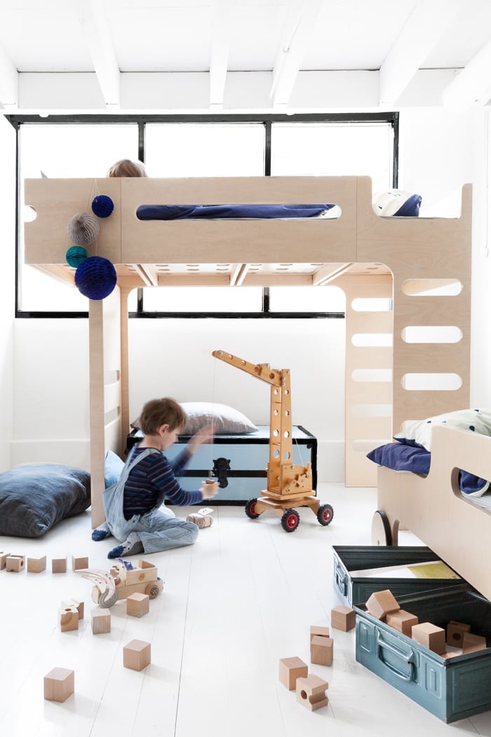 When Is Your Child Ready For A Bunk Bed, At What Age Can A Child Sleep In Loft Bed