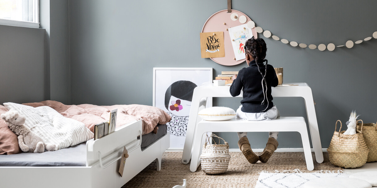 toddlers room furniture