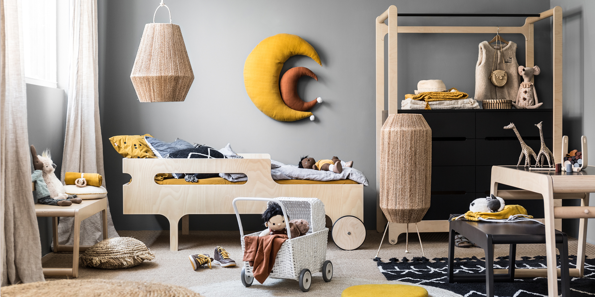 Brand New Fully Assembled Children Kids Bedroom Bench Furniture Storage Retro 